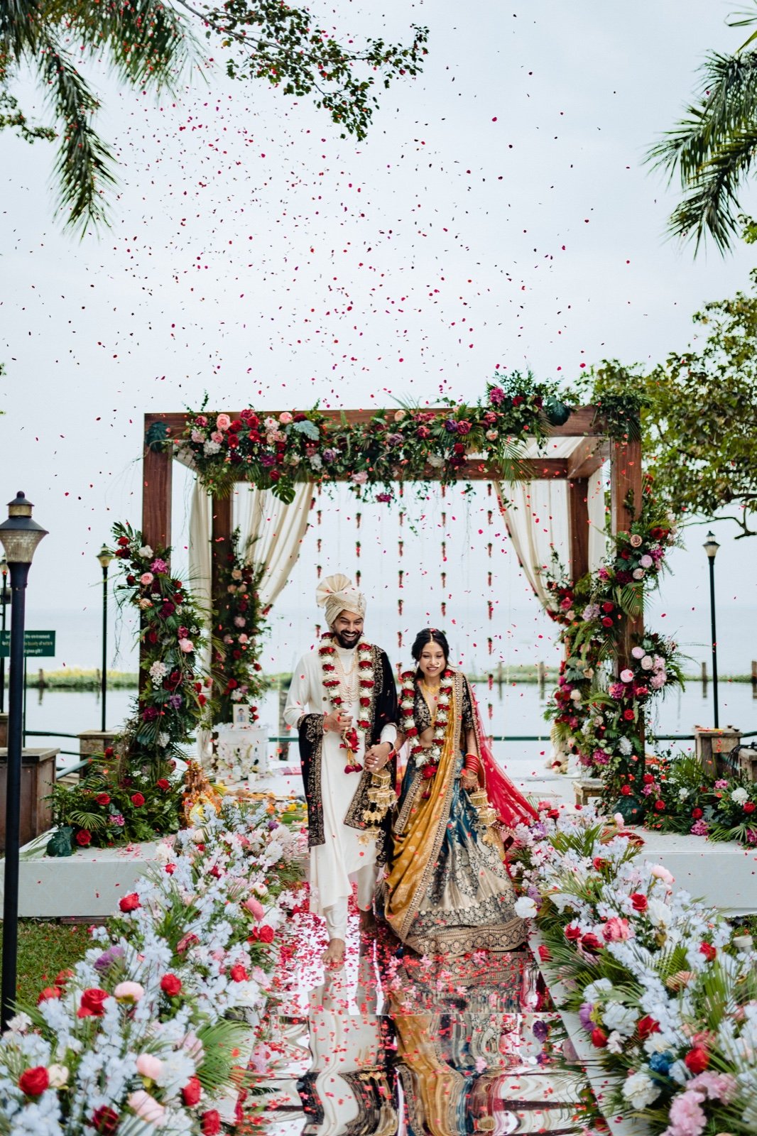 Preethesh and Shivani destination wedding Backwater Ripples Kumarakom 15