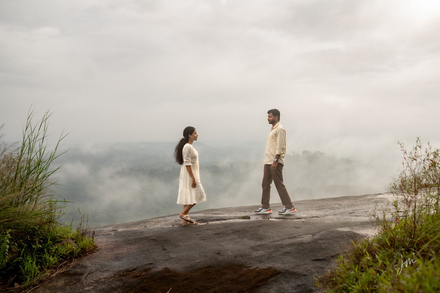Tijo and Sanjana candid wedding photography Kollam 05