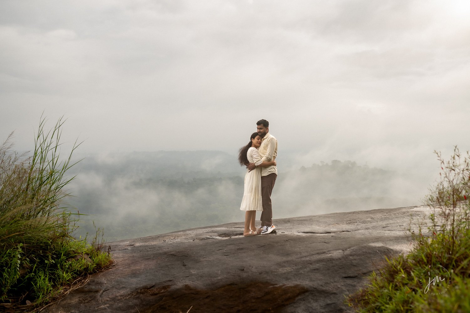 Tijo and Sanjana candid wedding photography Kollam 06